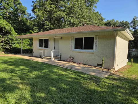 34 Sequoyah Ridge Rd, Cherokee Village, AR 72529