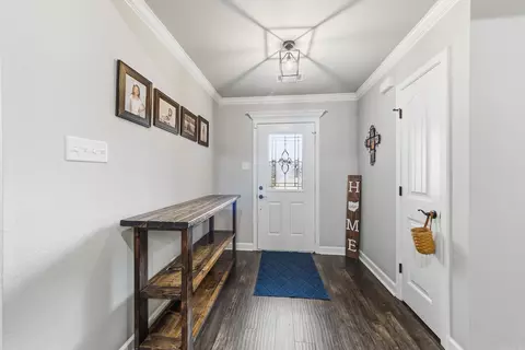 Entry Way - 44 Cimarron Cir, Cabot, AR 72023 photo 1 of 9