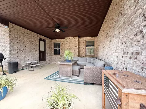 Exterior - 44 Cimarron Cir, Cabot, AR 72023 photo 5 of 8