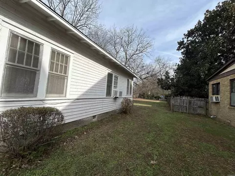 Exterior - 509 S Main Ave, Brinkley, AR 72021 photo 6 of 9