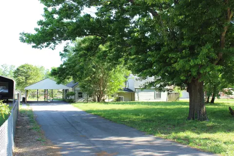 13118 Old River Dr, Scott, AR 72142
