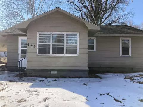 645 E Jackson St, Piggott, AR 72454