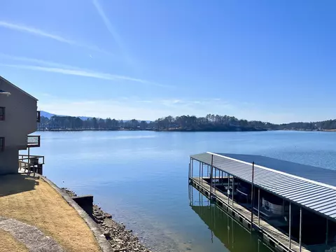 200 Pretti Pt #F-2, Hot Springs, AR 71913