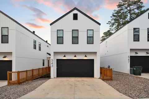 543 Northshore Dr, Hot Springs, AR 71913