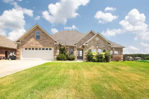 2415 Lakewood Cir, Cabot, AR 72023