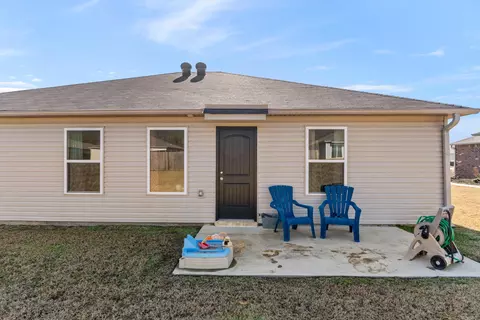 Exterior - 17 Curly Leaf, Conway, AR 72032 photo 5 of 8