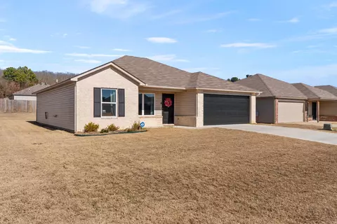 Exterior - 17 Curly Leaf, Conway, AR 72032 photo 3 of 8