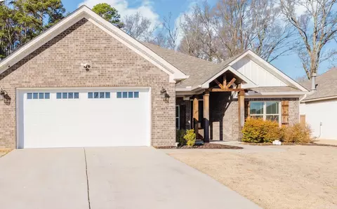 Exterior - 1449 Woolridge Dr, Benton, AR 72019 photo 3 of 6