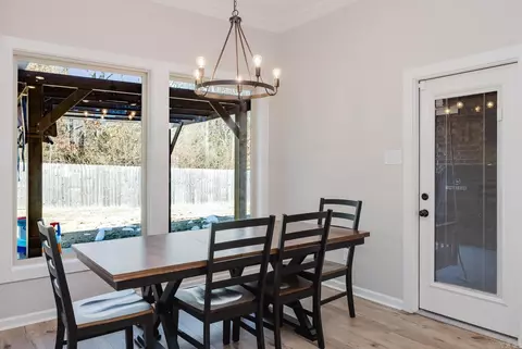 Dining - 1449 Woolridge Dr, Benton, AR 72019 photo 3 of 3