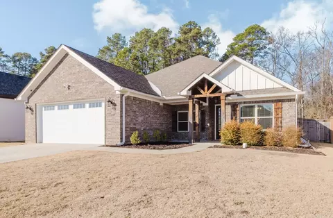 Exterior - 1449 Woolridge Dr, Benton, AR 72019 photo 2 of 6
