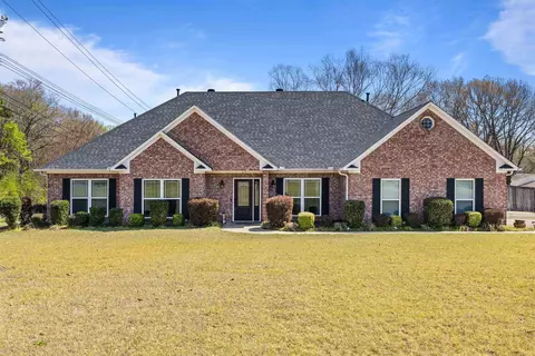 15 Castle Hts, Cabot, AR 72023