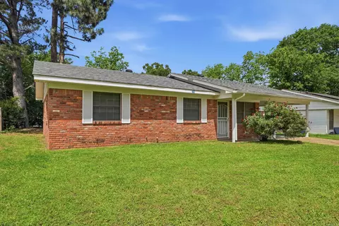 5813 La Mirado Dr, North Little Rock, AR 72118