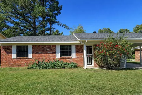 5813 La Mirado Dr, North Little Rock, AR 72118