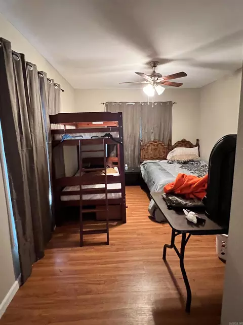 Bedroom - 512 Owens Ln, Roe, AR 72134 photo 1 of 4