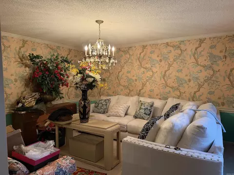 Living - 2203 Cherry Rdg, Pine Bluff, AR 71603 photo 1 of 4