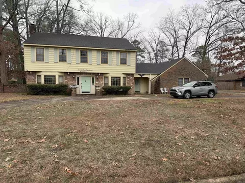 2203 Cherry Rdg, Pine Bluff, AR 71603