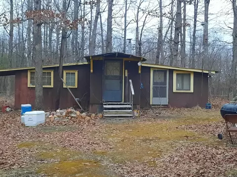 2260 Iron Mountain Rd, Mountain View, AR 72560