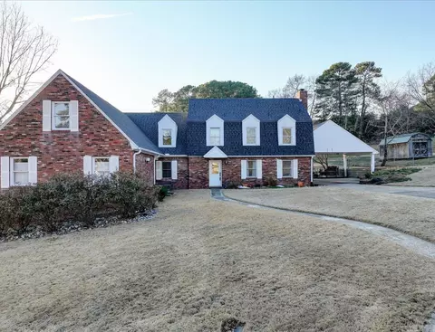 108 Maplewood Ct, Hot Springs, AR 71913