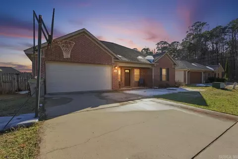 1107 Fox Chase, Bryant, AR 72022 photo 3