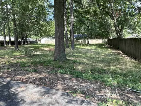 000 Oak St, Beebe, AR 72012