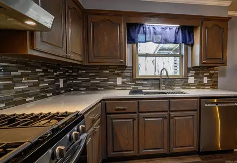 Kitchen - 507 Polk Road 13, Wickes, AR 71973 photo 1 of 6