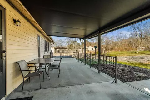 Exterior - 119 Middle Rd, Conway, AR 72032 photo 6 of 13