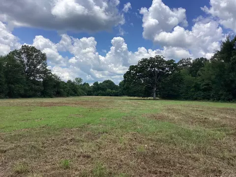 39 West Avenue East, Hope, AR 71801 photo 2