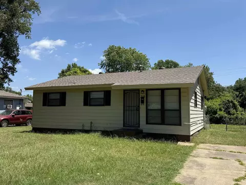 216 Meadow Park Dr, North Little Rock, AR 72117