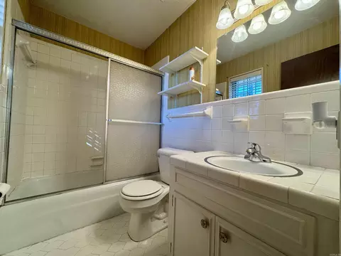 Bath - 1803 Clara Dr, Conway, AR 72034 photo 3 of 3