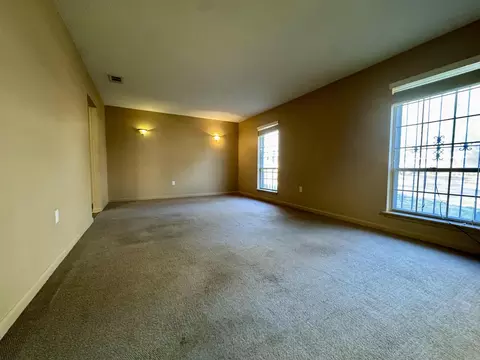 Living - 1803 Clara Dr, Conway, AR 72034 photo 1 of 3