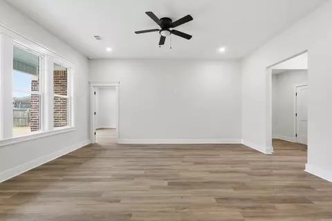 Living - 34 Ruby June St, Vilonia, AR 72173 photo 4 of 4