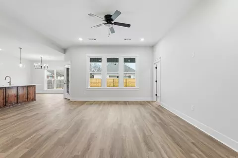 Living - 34 Ruby June St, Vilonia, AR 72173 photo 1 of 4