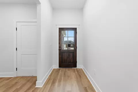 Entry Way - 34 Ruby June St, Vilonia, AR 72173 photo 2 of 5