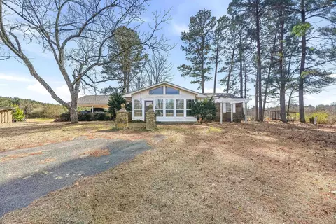 160 Mcwhorter Dr, Lockesburg, AR 71846