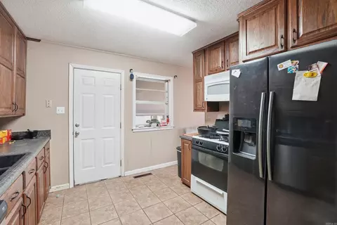 2005 Weems St, Conway, AR 72034 photo 3