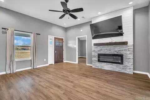 Living - 52 Caroline Loop, Plumerville, AR 72127 photo 1 of 3