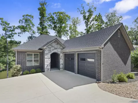 48 Panorama Dr, Hot Springs Village, AR 71909