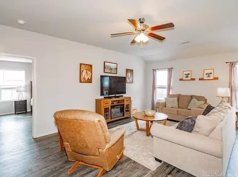 Living - 2232 Centennial Valley Dr, Benton, AR 72019 photo 2 of 2