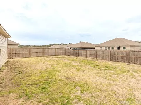 Exterior - 2232 Centennial Valley Dr, Benton, AR 72019 photo 5 of 5