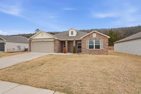 1050 Gallery Dr, Conway, AR 72032 photo 2