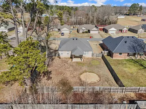 View/Area - 8 Bishop Ln, Conway, AR 72032 photo 2 of 2
