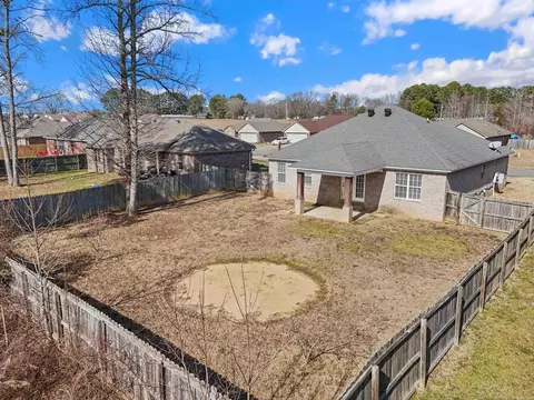 Exterior - 8 Bishop Ln, Conway, AR 72032 photo 6 of 6