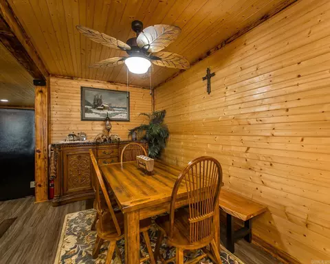 Dining - 4 Long Hill Rd, Higden, AR 72067 photo 1 of 2