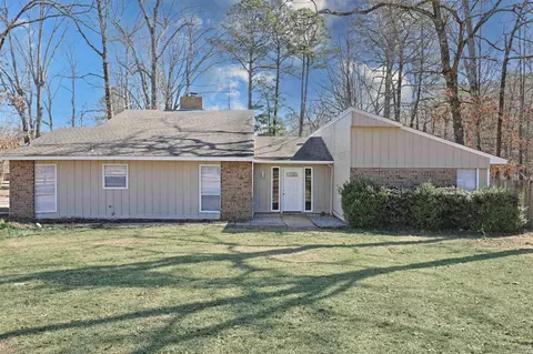 6601 Twin Oaks, Pine Bluff, AR 71603