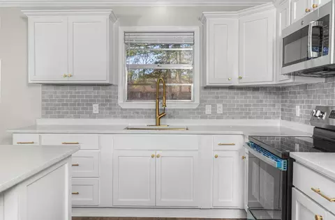 Kitchen - 6601 Twin Oaks, Pine Bluff, AR 71603 photo 1 of 4