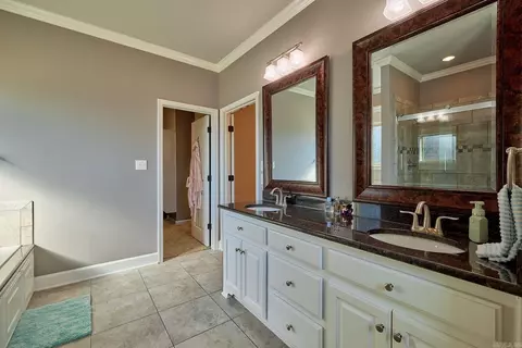 Bath - 6302 Rimfire Cv, Bryant, AR 72022 photo 1 of 6