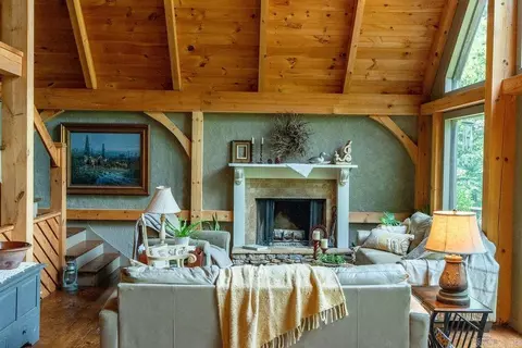 Living - 144 Lake Point Dr, Quitman, AR 72131 photo 7 of 11