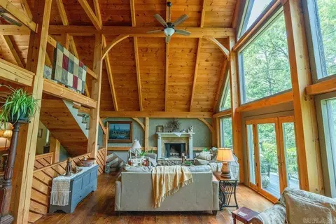 Living - 144 Lake Point Dr, Quitman, AR 72131 photo 6 of 11