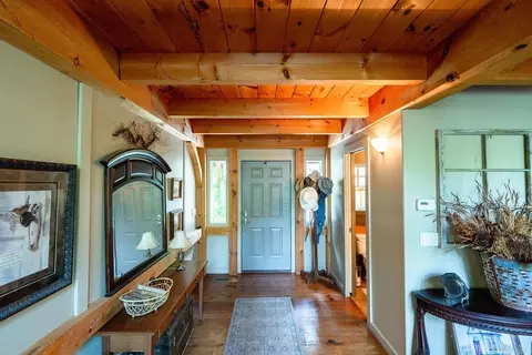 Entry Way - 144 Lake Point Dr, Quitman, AR 72131 photo 3 of 4