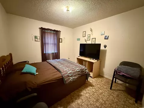 Bedroom - 402 N Ferguson St, Hope, AR 71801 photo 4 of 4